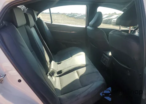 2025 Toyota Camry Xse z USA, uszkodzony, nr VIN 4T1DAACK2SU106765